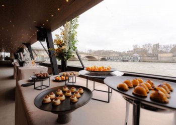 cocktail-bateaux-mouches-900.jpg